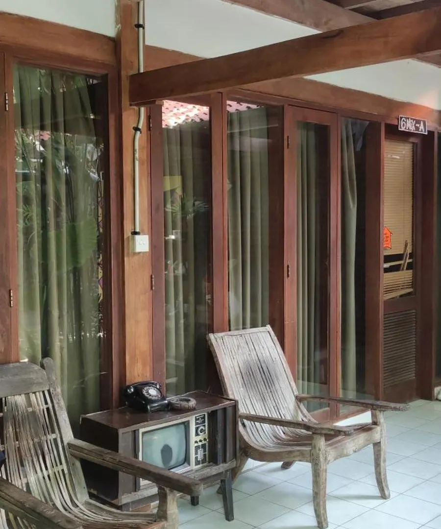Hostel Da Housetel Kuta